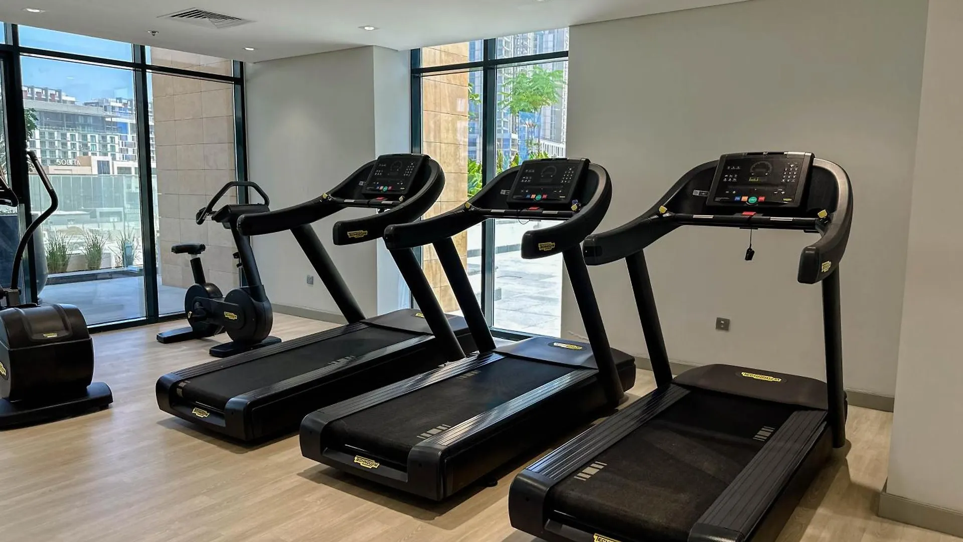 Apartment Naseem - Meydan Luxury, Stylish 1Br With Pool & Canal Views Dubai