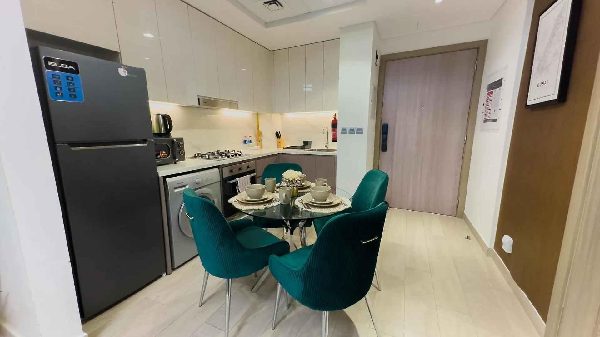 Naseem - Meydan Luxury, Stylish 1Br With Pool & Canal Views Dubai 0*,
