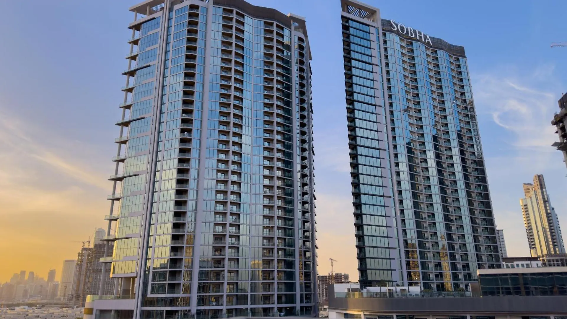 Naseem - Meydan Luxury, Stylish 1Br With Pool & Canal Views Dubai 0*,